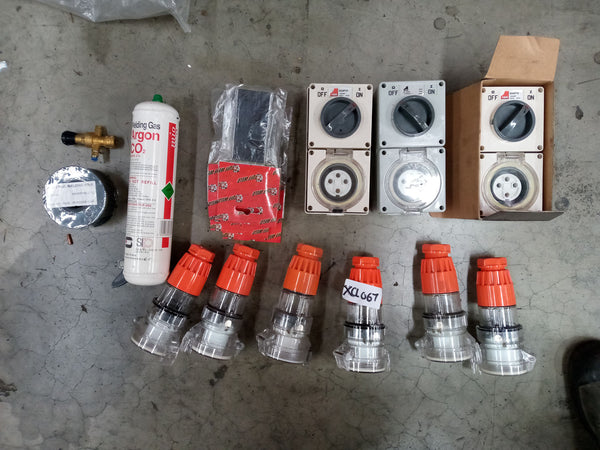 quantity of 3 phase sockets and plugs