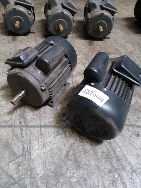 ELECTRIC MOTOR 240 VOLT 14MM SHAFT Qty of 2
